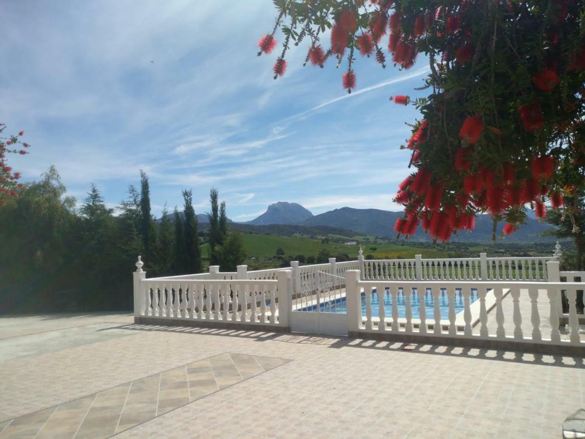 Los Tres Picos Prado Del Rey Exterior foto